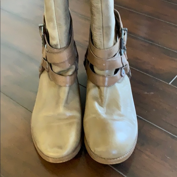 Knee High boots - Picture 3 of 6